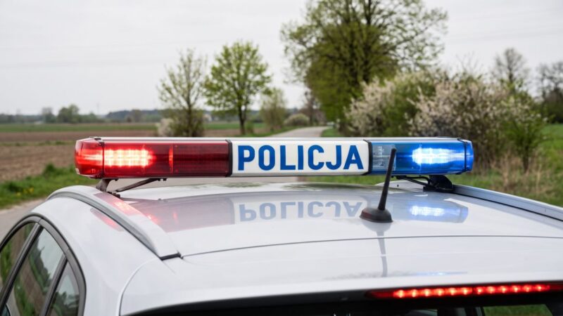 Jesień na drogach: Przasnyscy policjanci apelują o większą ostrożność
