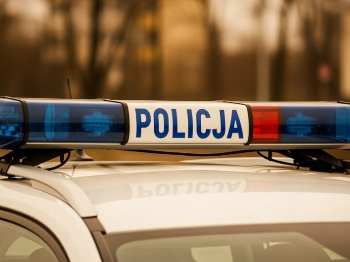 Policja wyjaśnia działania przy Trybunale Konstytucyjnym: zatrzymano trzy osoby
