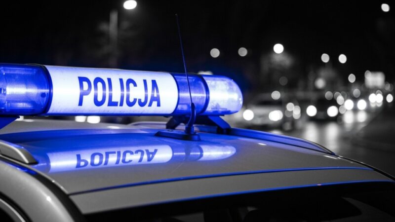 Młodzież z Otwocka uczy się praktycznych aspektów pracy policji drogowej