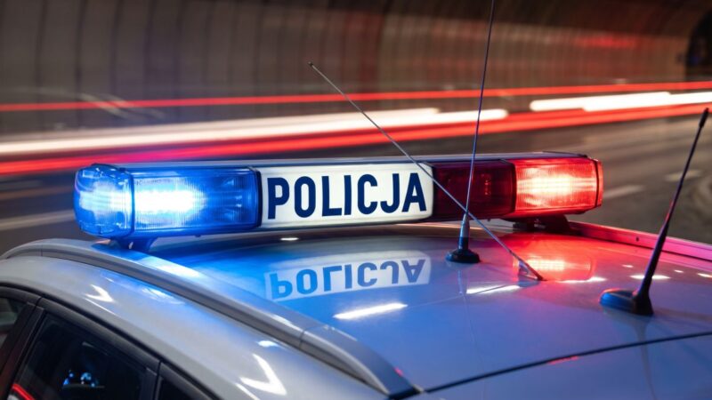 Pomyłka 52-latka kończy się agresją wobec policji