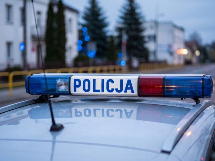Zatrzymany poszukiwany: nie otworzył drzwi, policja musiała interweniować