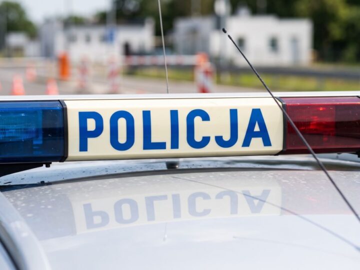 Oszustwo przy sprzedaży wózka dziecięcego: 25 tysięcy złotych w stracie!