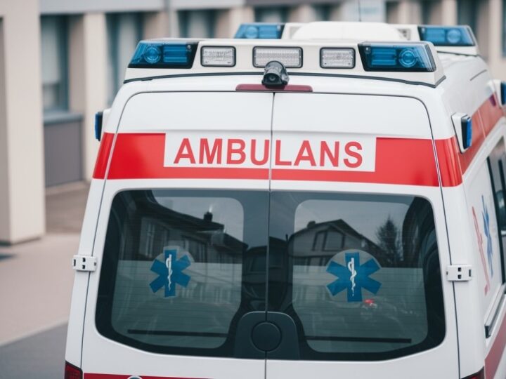 Skoordynowane działania służb uratowały życie 49-latka w Białobrzegach
