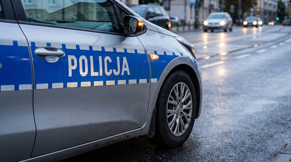 Policjanci zaskoczyli dwóch mężczyzn podczas narkotykowej transakcji na Pradze-Północ